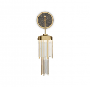 Pharo II Small Wall Lamp is a version of Pharo II, made of gold plated brass and crystal glass is the perfect piece to give a harmonious and elegant look to any room.